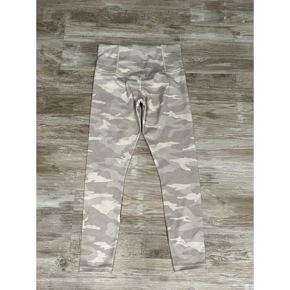 ATHLETA Elation Camo 7/8 High Waisted Compression Leggings Size XS NWOT - Picture 6 of 6